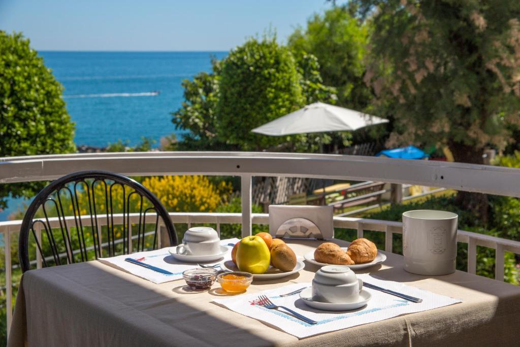 Hotel Adler Габиче Маре Екстериор снимка