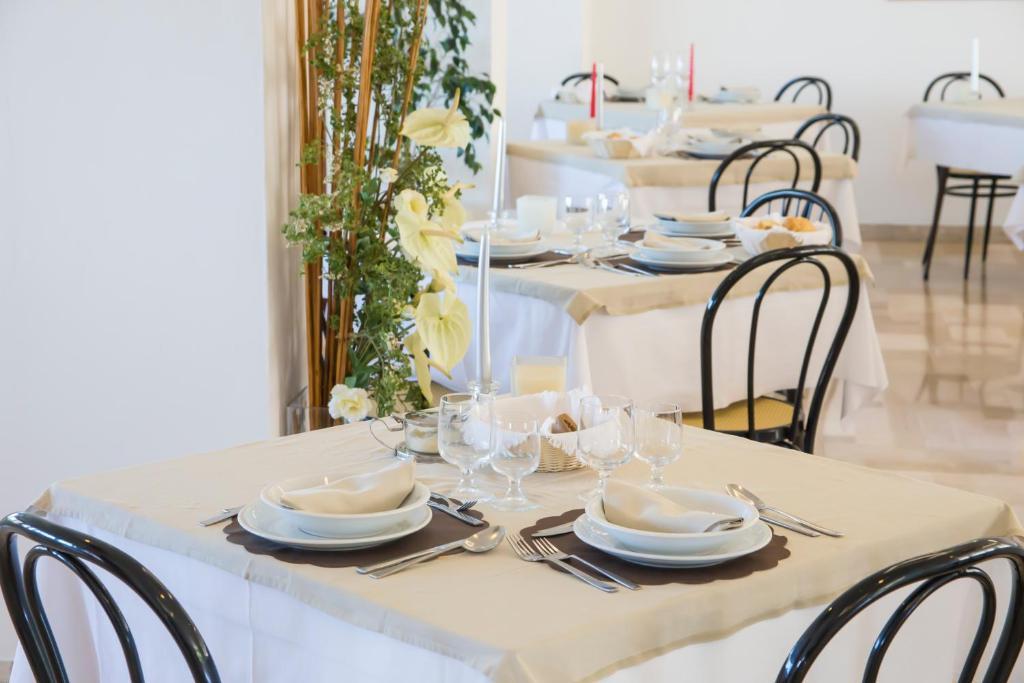 Hotel Adler Габиче Маре Екстериор снимка