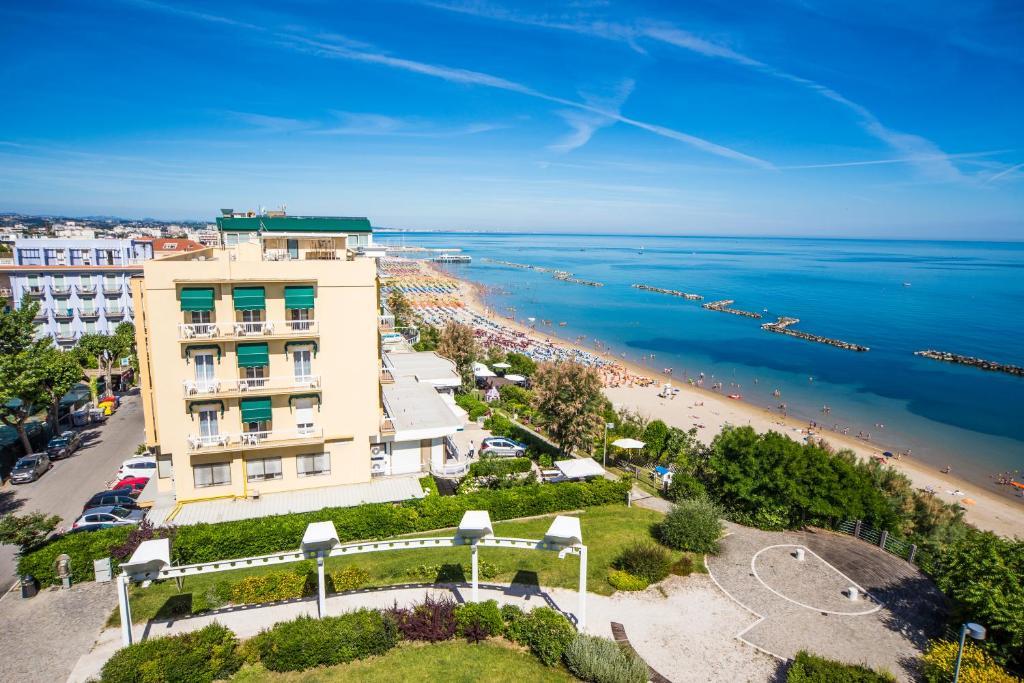 Hotel Adler Габиче Маре Екстериор снимка
