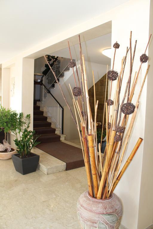 Hotel Adler Габиче Маре Екстериор снимка