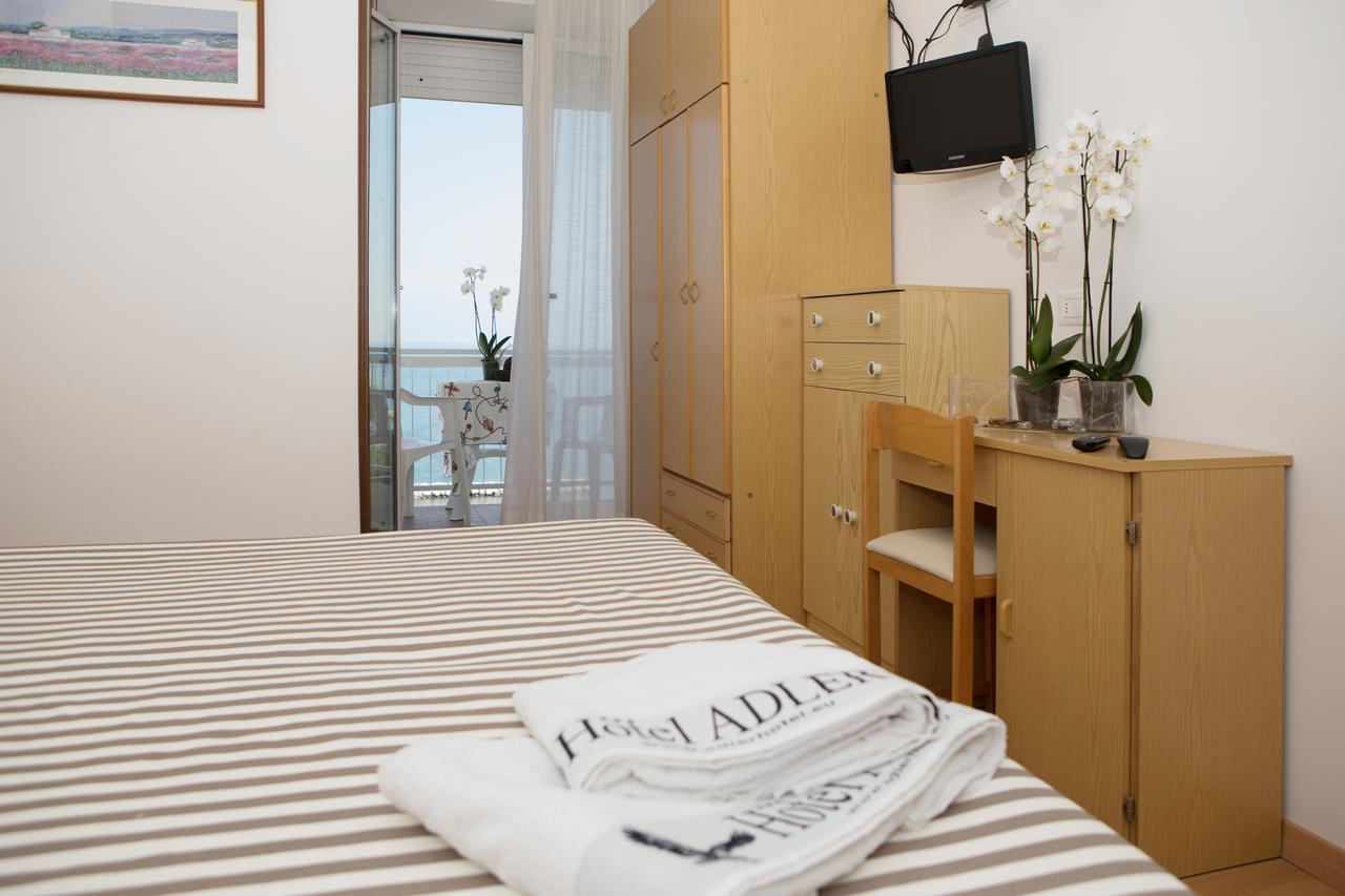 Hotel Adler Габиче Маре Екстериор снимка